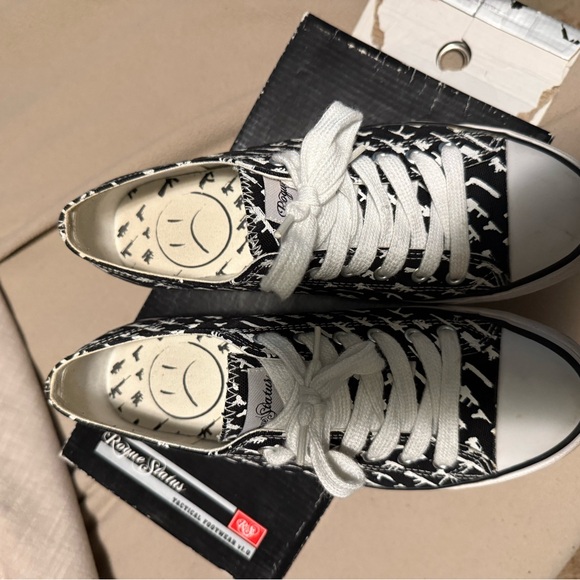 Converse Black and White Sneakers - Picture 2 of 5